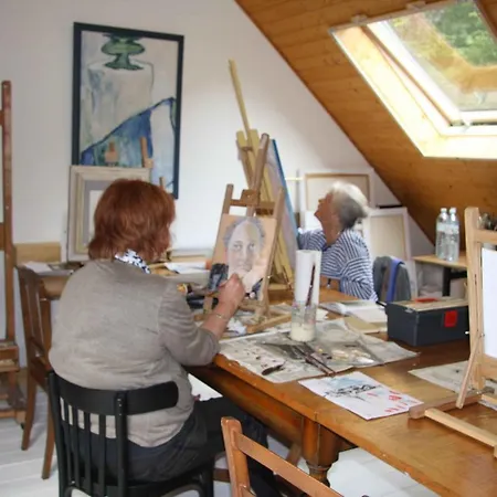 Chez Ker Anna Bed & Breakfast Canihuel
